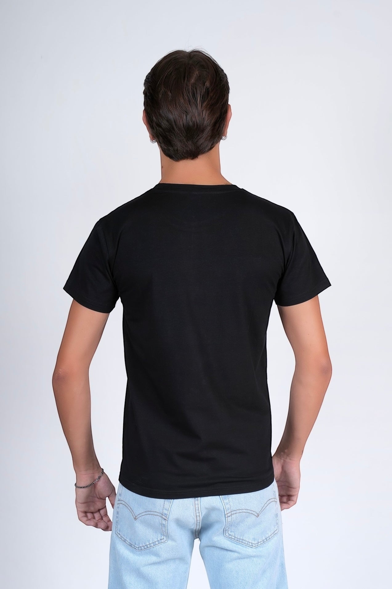T-shirt basic nera JAY