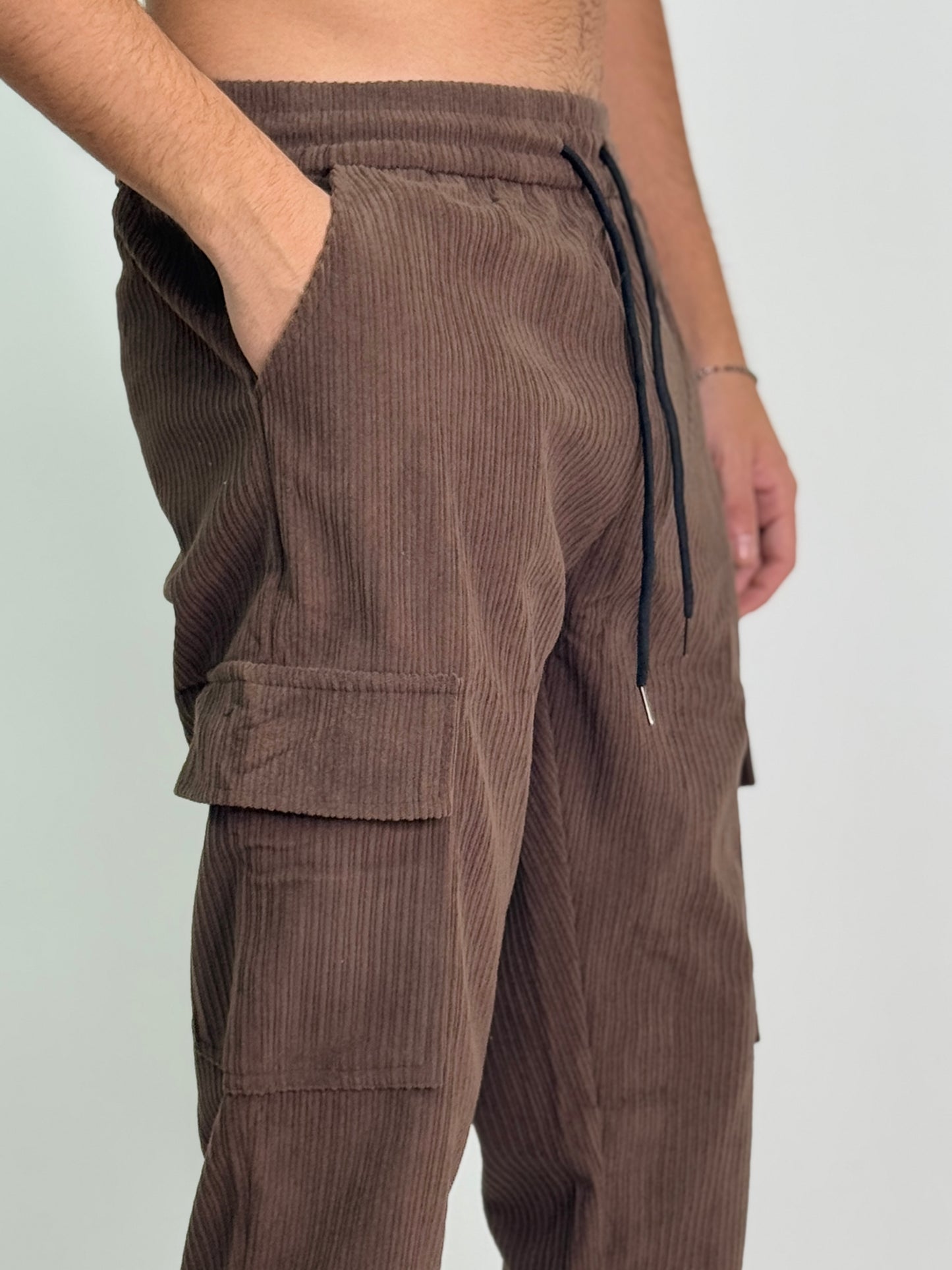 Pantalone marrone PIQUE