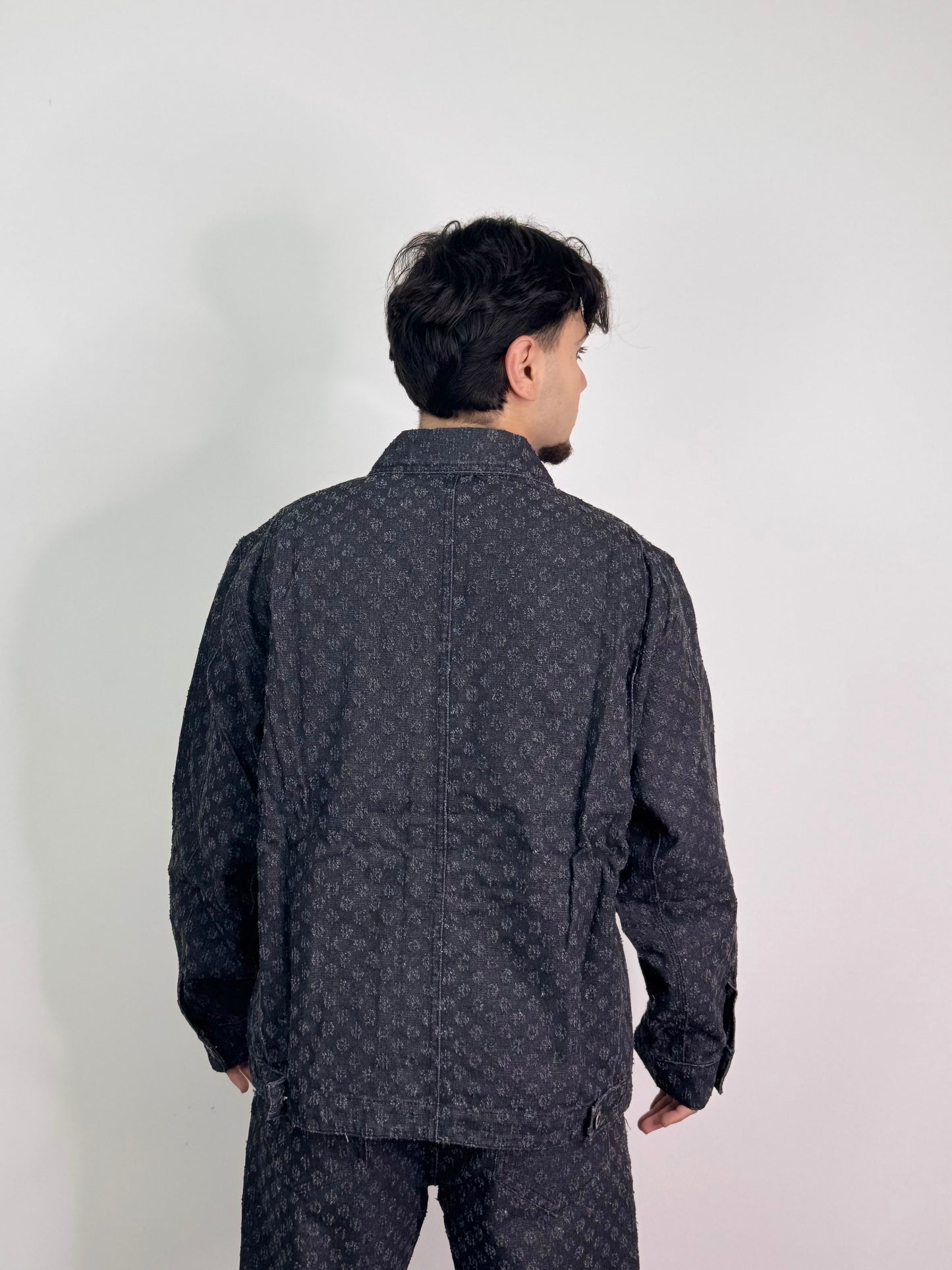 Giacca di jeans con tasconi comoda