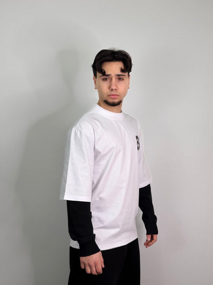 T-shirt lunga doppia manica con numero stampato