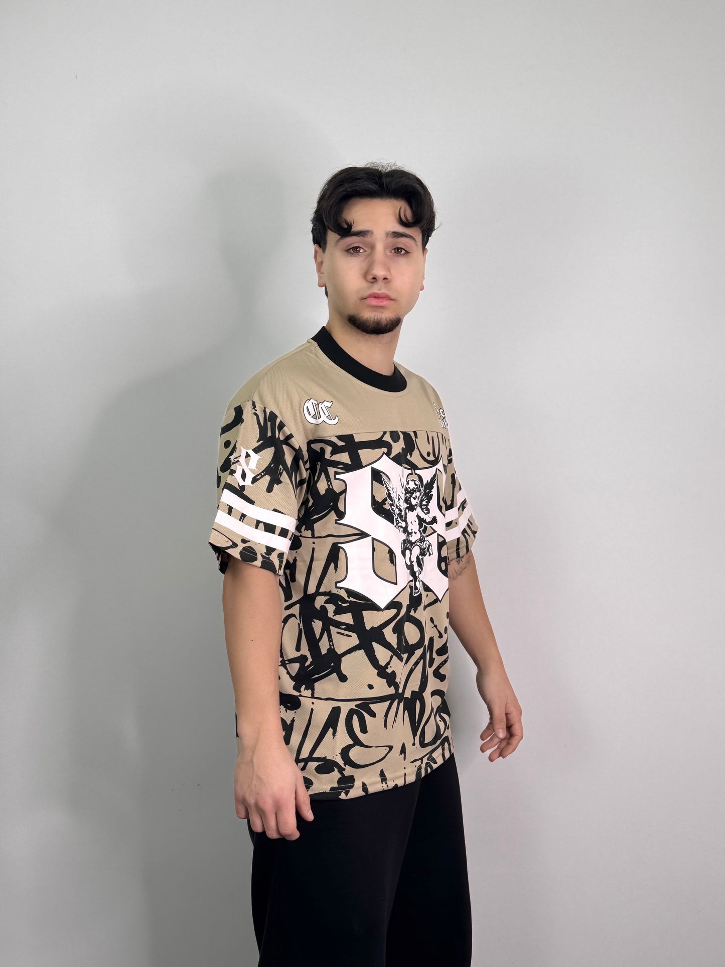 T-shirt stampata fantasia