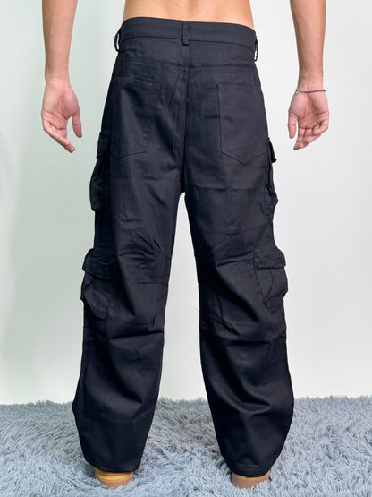 Cargo baggy over BUCAREST