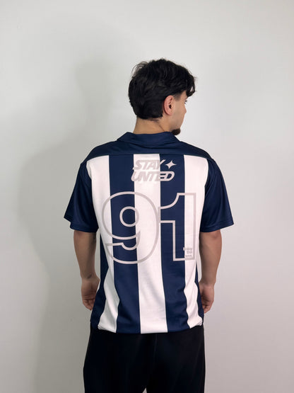 T-shirt sportiva con colletto