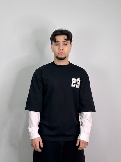 T-shirt lunga doppia manica con numero stampato