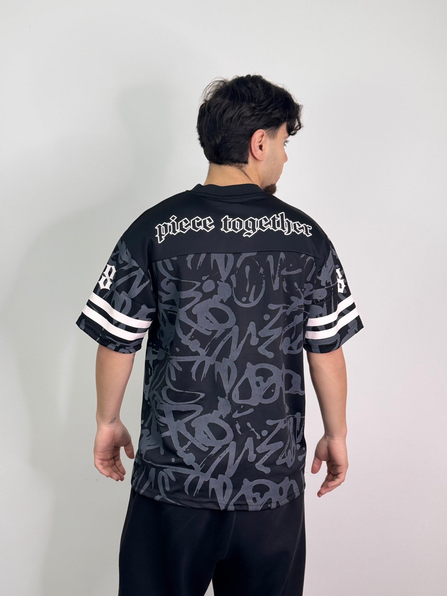 T-shirt stampata fantasia