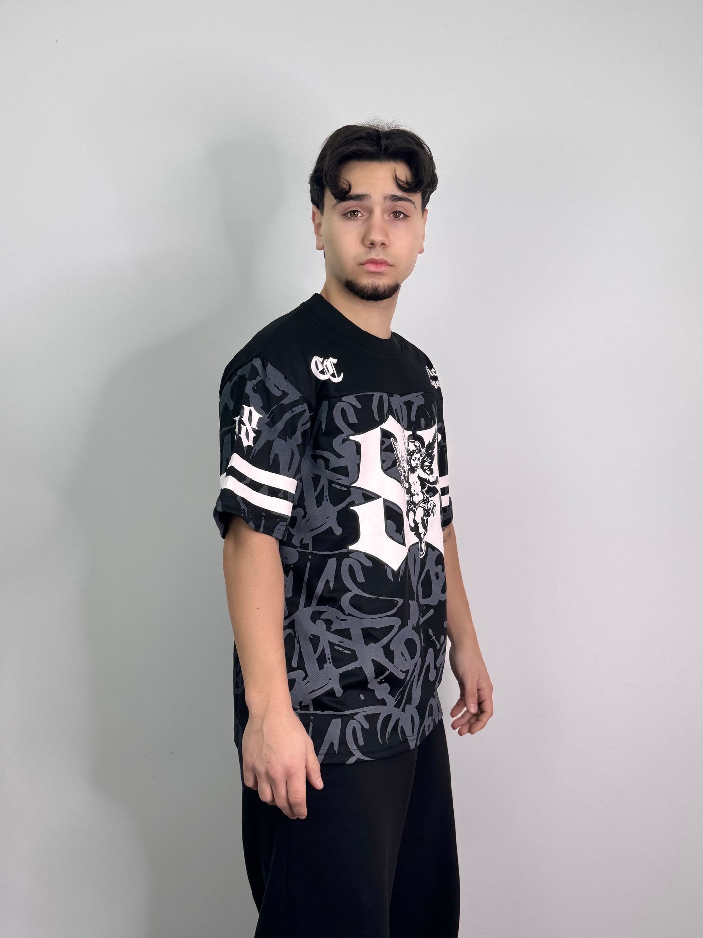 T-shirt stampata fantasia