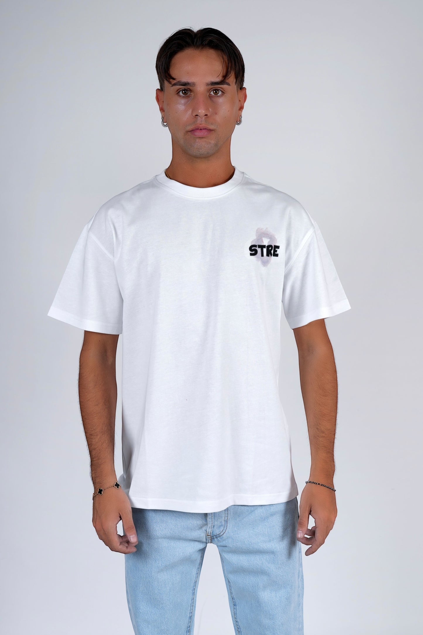 T-shirt cotone stampata e ricamata oversize